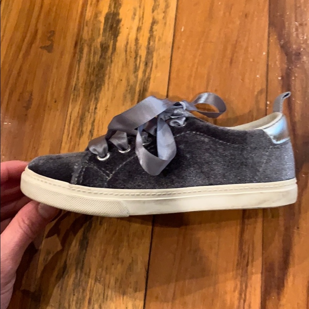 GYMBOREE sneakers - Picture 2 of 4